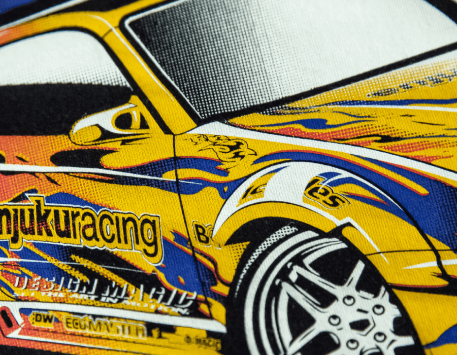 A CLOSE LOOK AT A STANDARD SCREEN PRINT HALFTONES