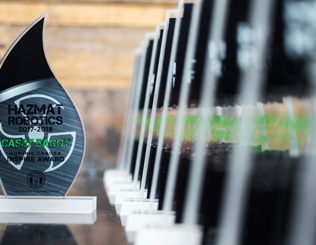 CUSTOM AWARD