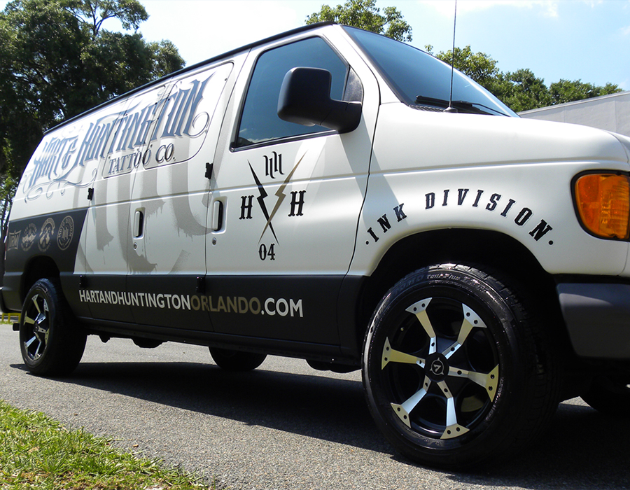 MATTE AND GLOSS OVERLAY VEHICLE WRAP
